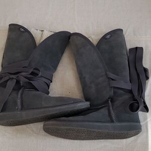 Emu Australia Boot Womens 8W Gray Suede Shearling Lined Split Shaft Ribbon Tie